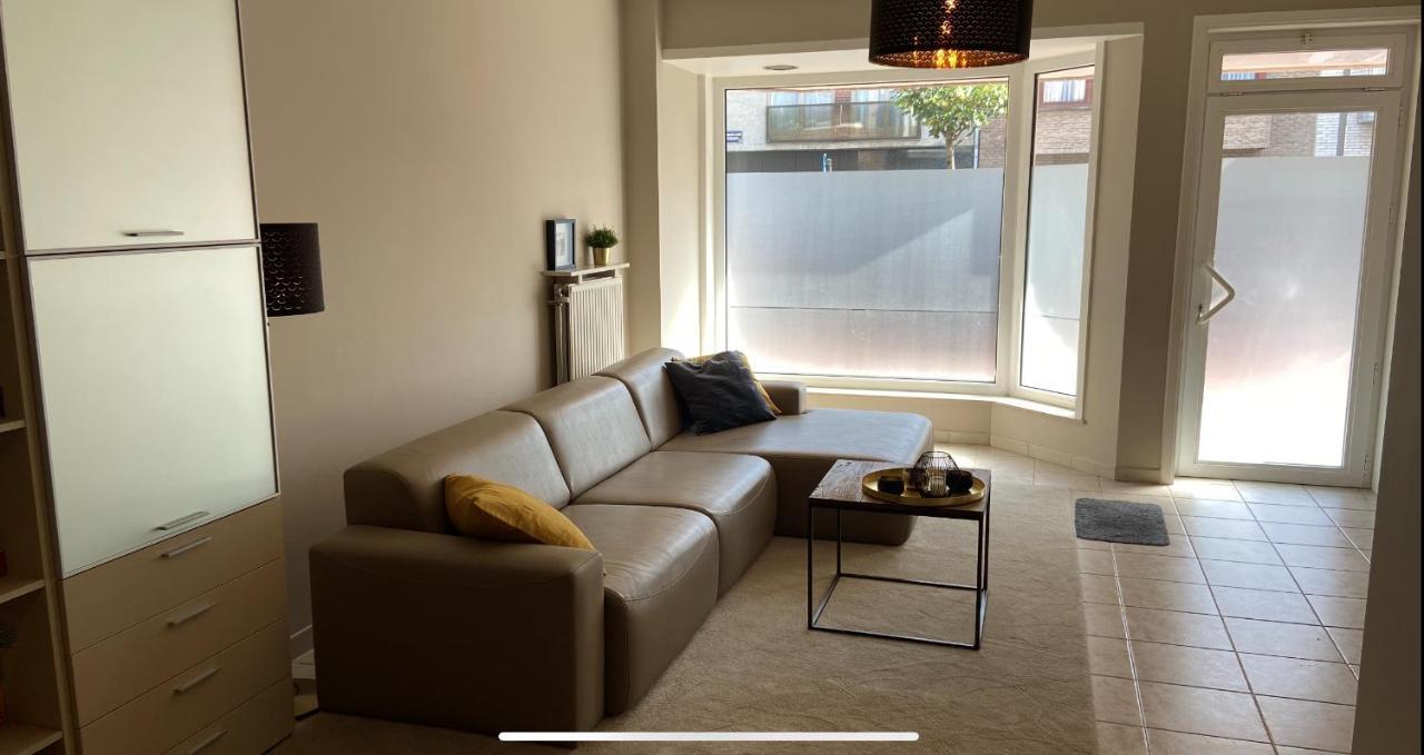 Familie Appartement Hartje Knokke Met Optie Parking ภายนอก รูปภาพ